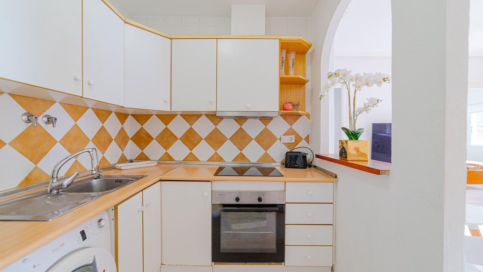 2 chambre Appartement à vendre à Torrevieja avec piscine - 139 999 € (Ref: 9385462)