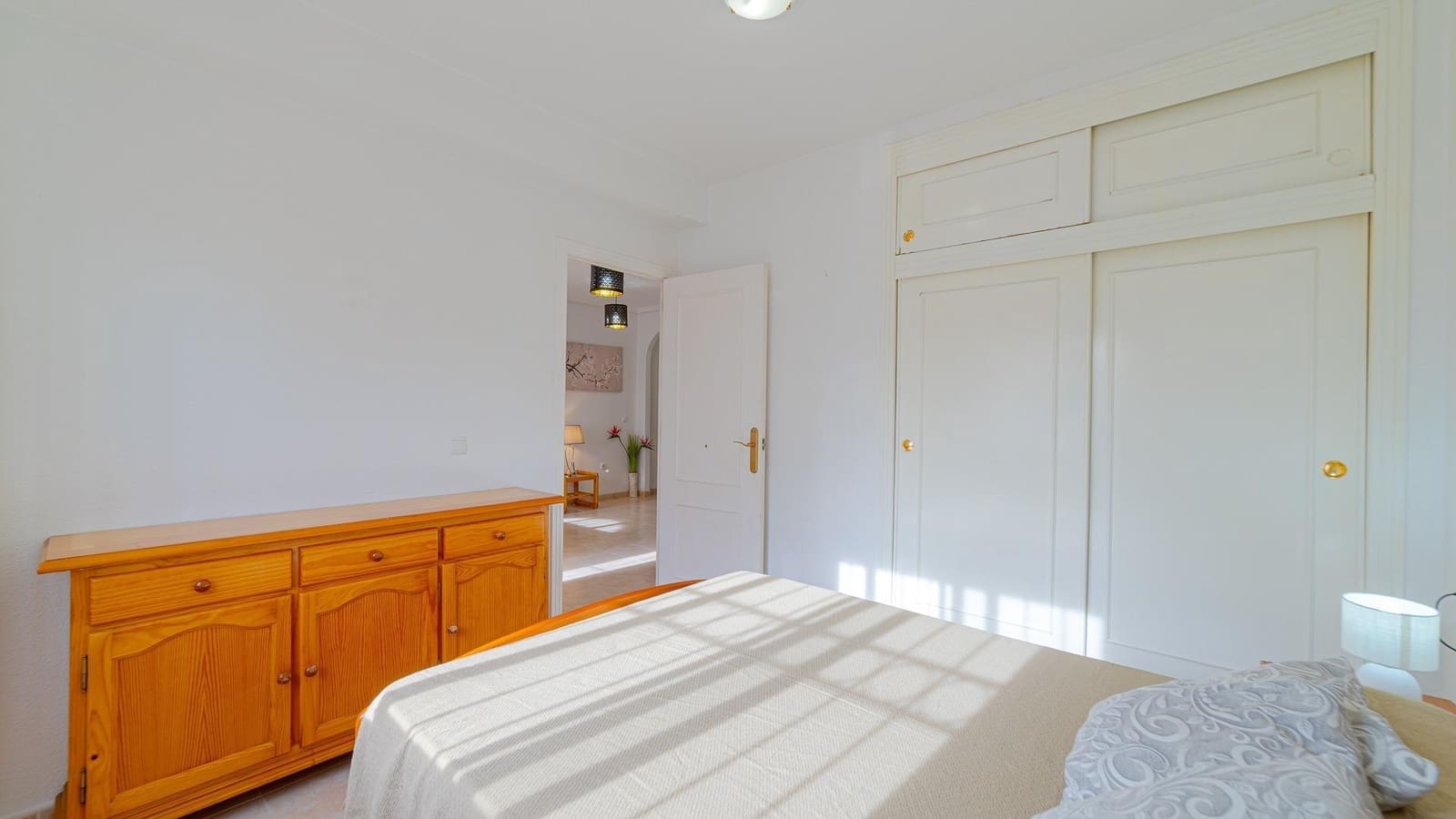 2 chambre Appartement à vendre à Torrevieja avec piscine - 139 999 € (Ref: 9385462)