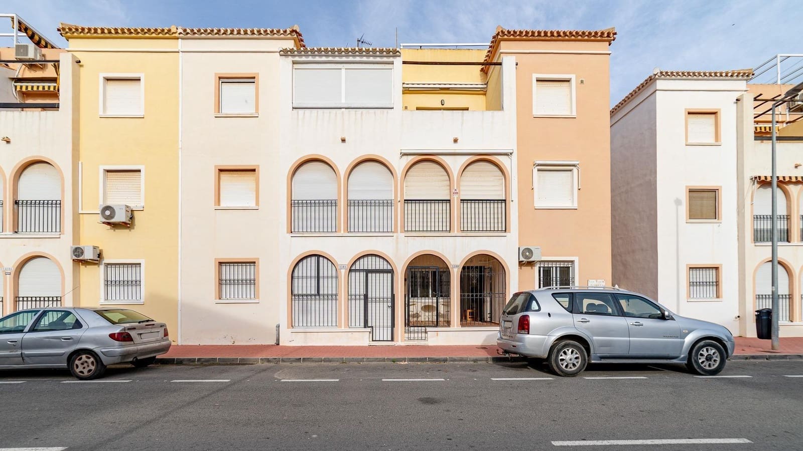 2 chambre Appartement à vendre à Torrevieja avec piscine - 139 999 € (Ref: 9385462)