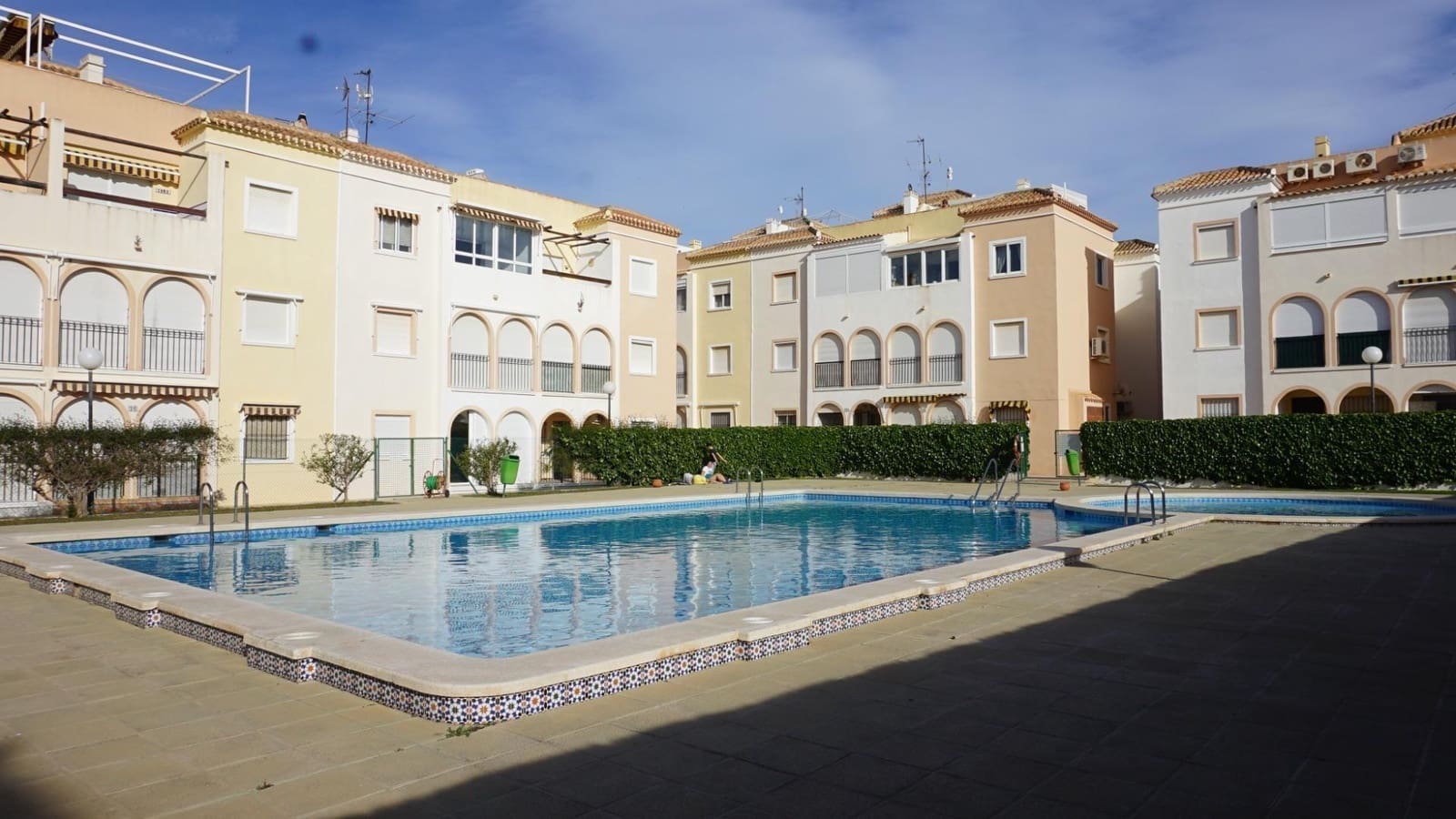 2 chambre Appartement à vendre à Torrevieja avec piscine - 139 999 € (Ref: 9385462)