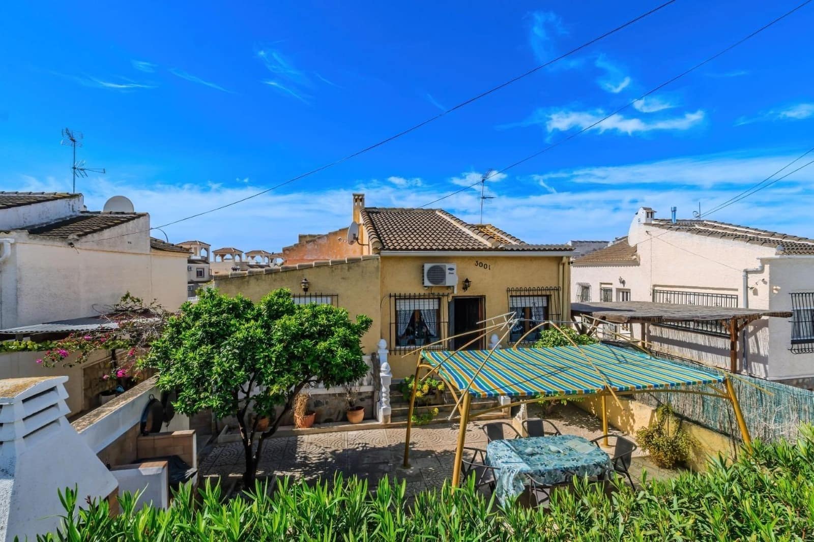 3 Zimmer Villa zu verkaufen in Torrevieja - 214.999 € (Ref: 9385463)