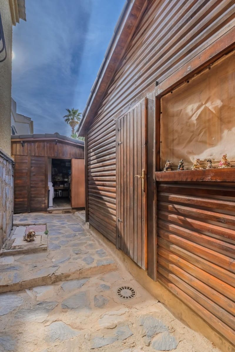 3 sovrum Villa till salu i Torrevieja - 214 999 € (Ref: 9385463)