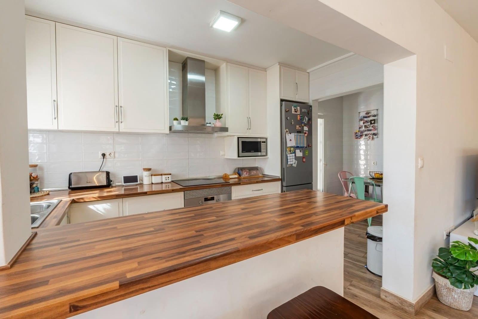 3 bedroom Villa for sale in Torrevieja with pool garage - € 299,999 (Ref: 9385464)