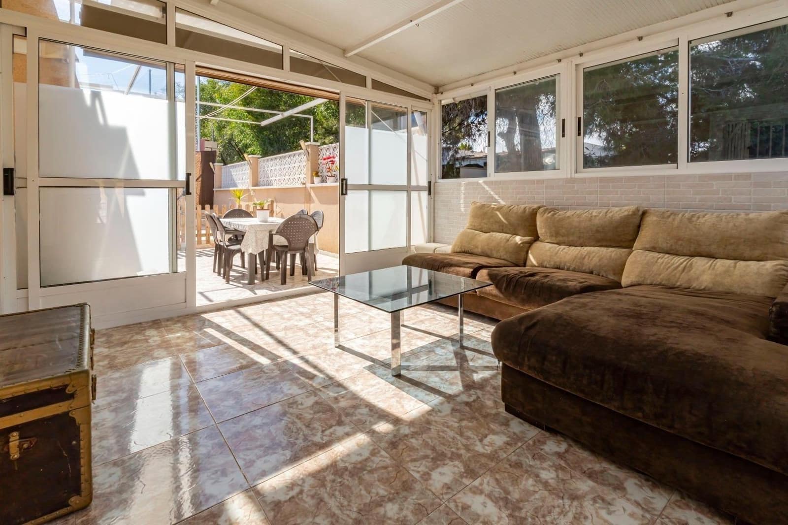 3 bedroom Villa for sale in Torrevieja with pool garage - € 299,999 (Ref: 9385464)