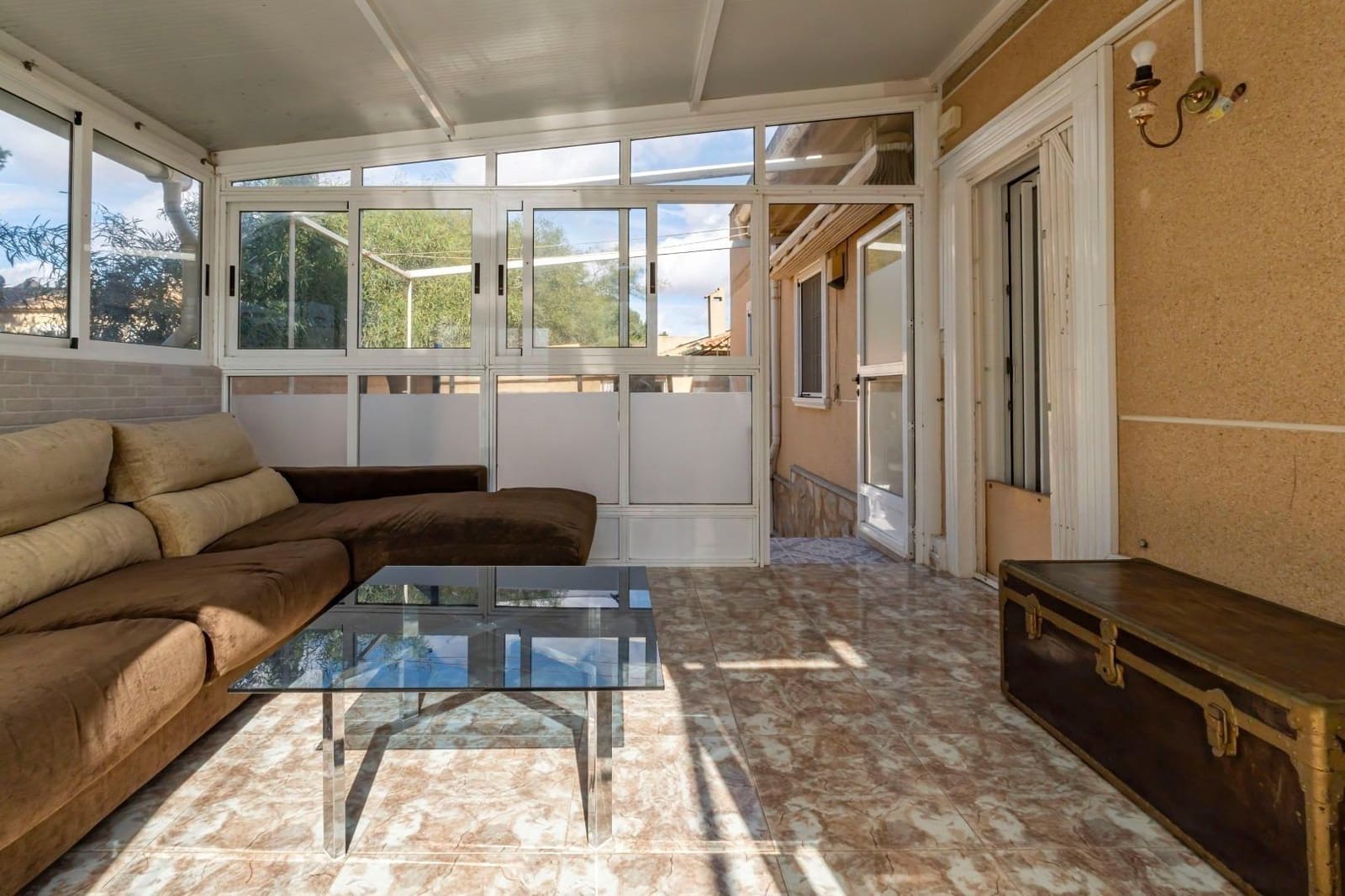 3 bedroom Villa for sale in Torrevieja with pool garage - € 299,999 (Ref: 9385464)