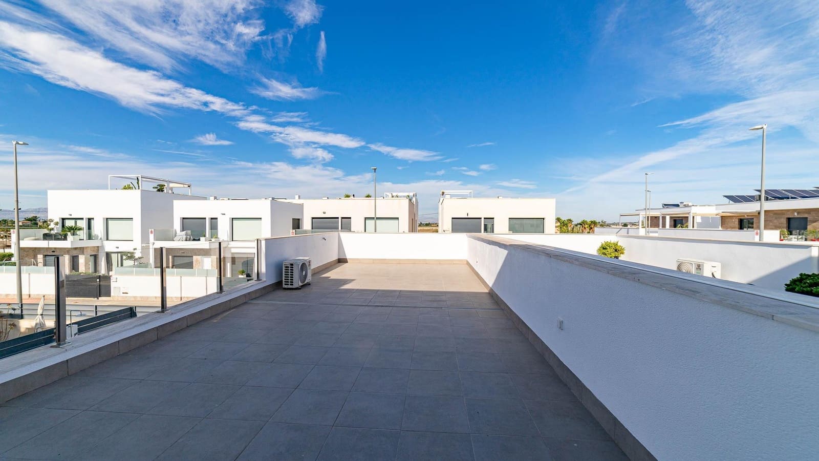 4 sovrum Lägenhet till salu i Daya Vieja med pool - 359 999 € (Ref: 9388034)