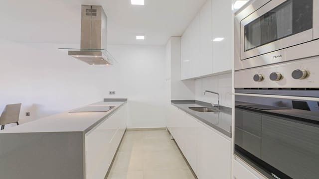 4 sypialnia Apartament na sprzedaż w Daya Vieja z basenem - 349 999 € (Ref: 9388034)