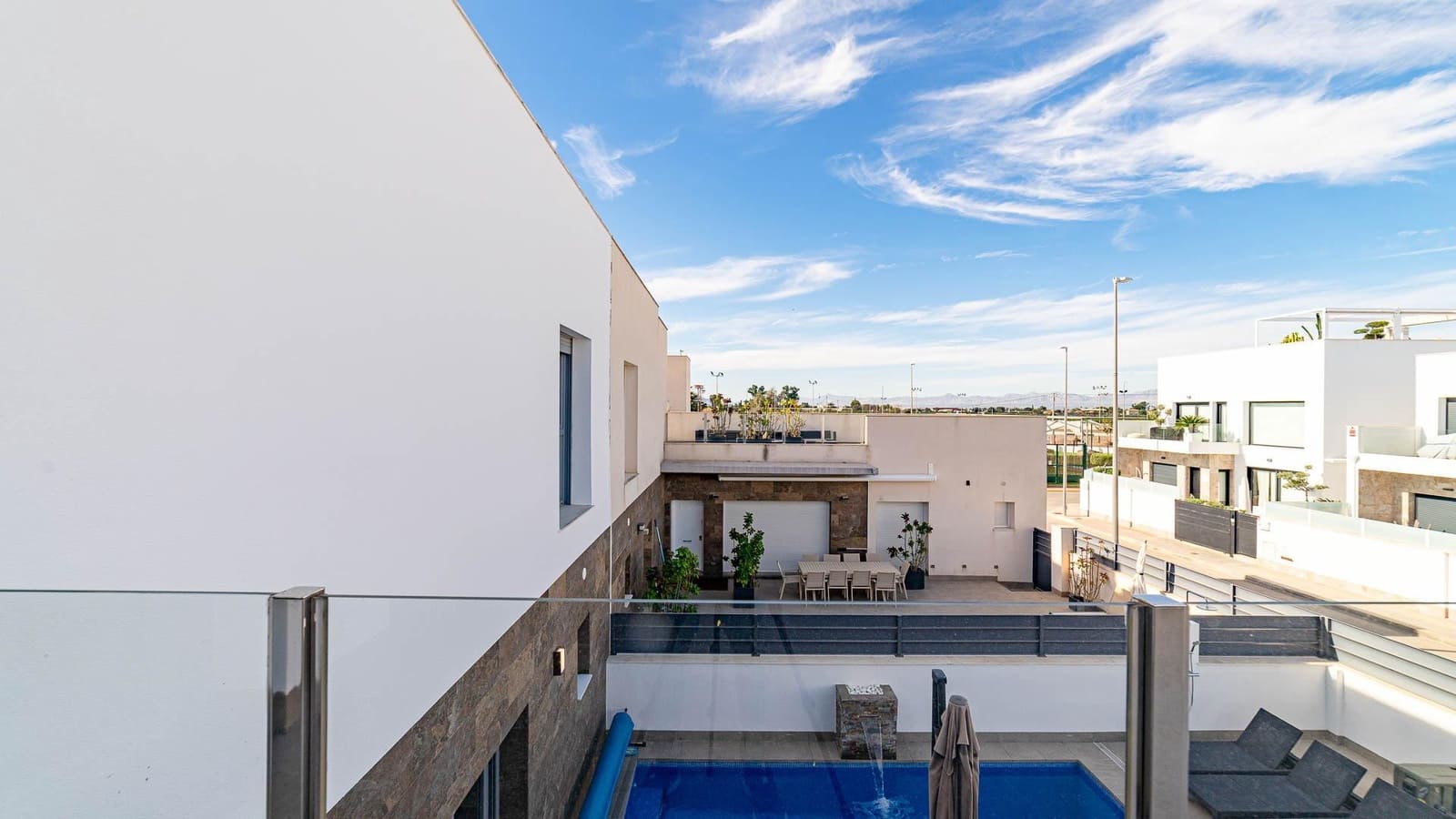 4 bedroom Apartment for sale in Daya Vieja with pool - € 349,999 (Ref: 9388034)