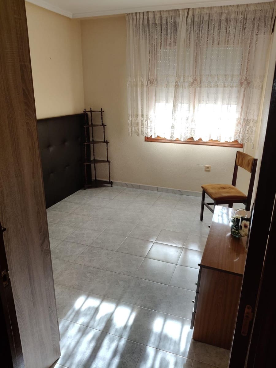 3 sypialnia Dom szeregowy na sprzedaż w Jacarilla z garażem - 135 999 € (Ref: 9398595)