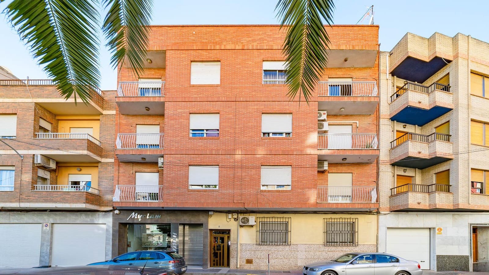 4 makuuhuone Huoneisto myytävänä paikassa Redovan - 79 999 € (Ref: 9406559)