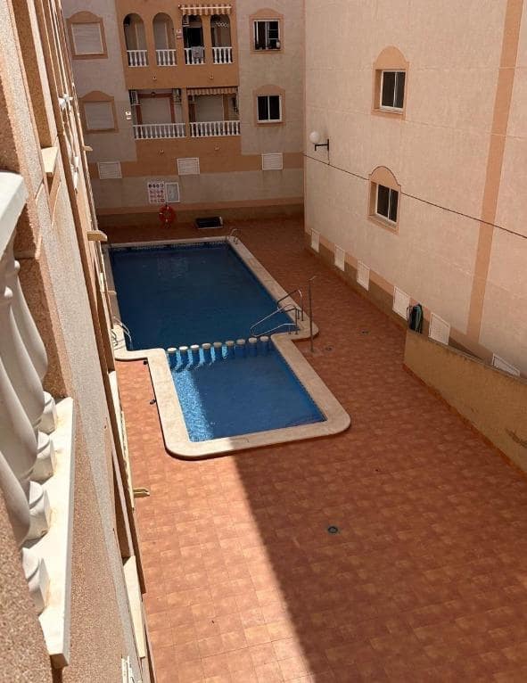 2 sypialnia Apartament na sprzedaż w Torrevieja z basenem - 109 990 € (Ref: 9411112)