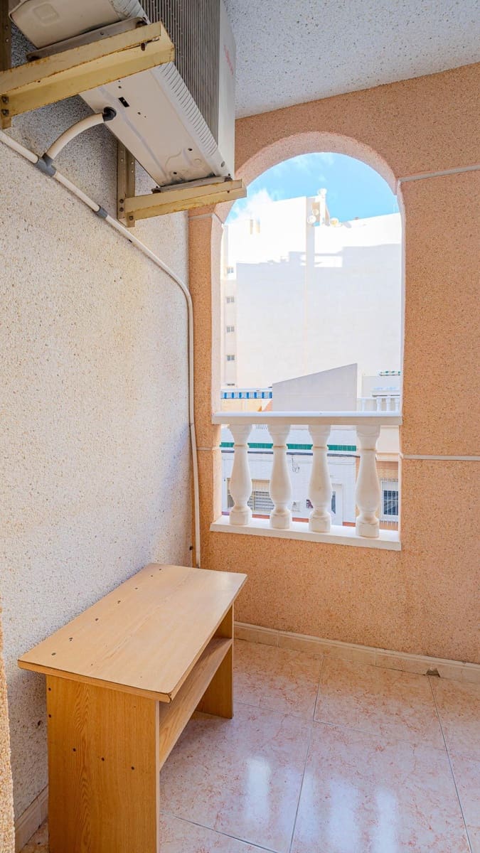 2 sypialnia Apartament na sprzedaż w Torrevieja z basenem - 109 990 € (Ref: 9411112)