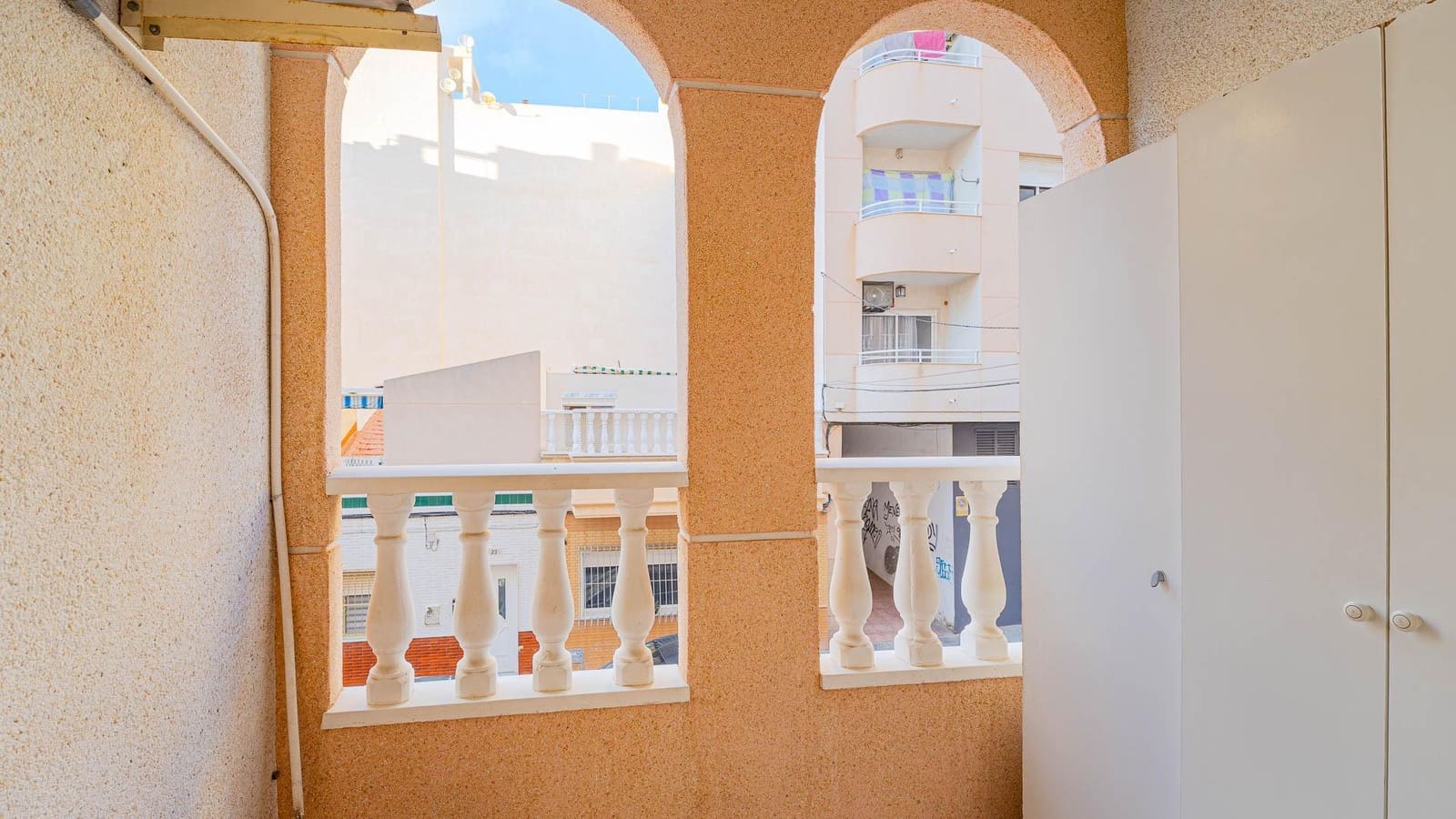 2 sypialnia Apartament na sprzedaż w Torrevieja z basenem - 109 990 € (Ref: 9411112)