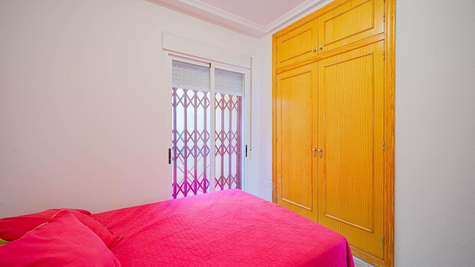 2 quarto Bungalow para venda em Orihuela com piscina - 109 999 € (Ref: 9411113)