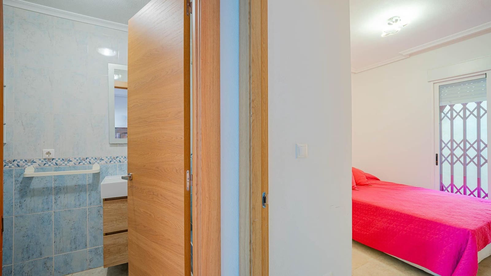 2 quarto Bungalow para venda em Orihuela com piscina - 109 999 € (Ref: 9411113)