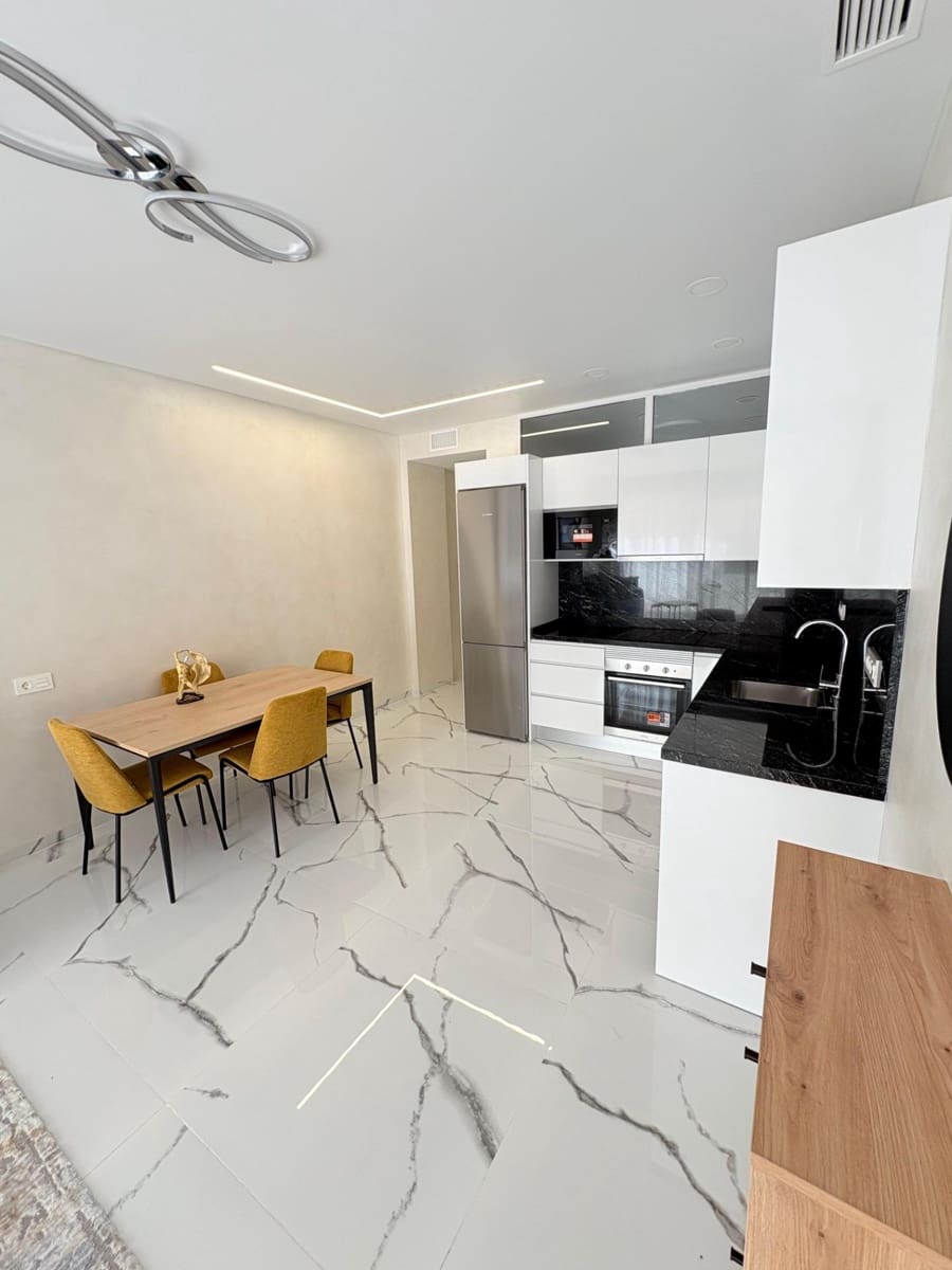 1 sypialnia Apartament na sprzedaż w Torrevieja - 229 999 € (Ref: 9414225)