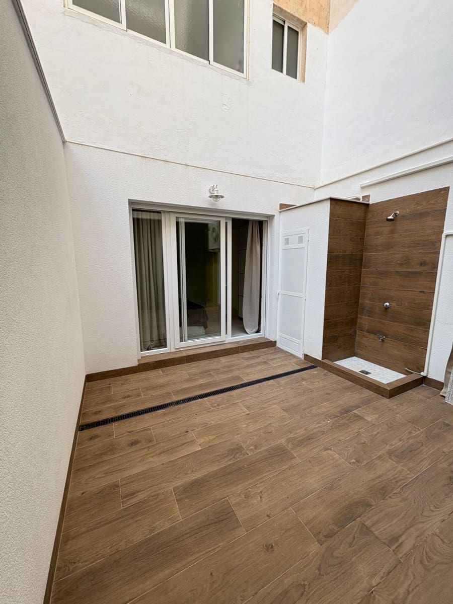 1 sypialnia Apartament na sprzedaż w Torrevieja - 229 999 € (Ref: 9414225)