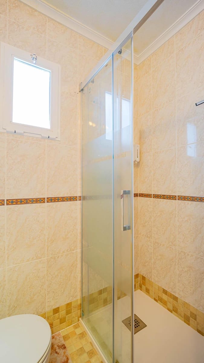 2 sypialnia Apartament na sprzedaż w Torrevieja - 179 999 € (Ref: 9427339)