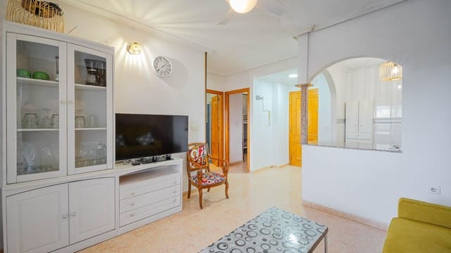 Apartamento de 2 habitaciones en Parque de las Naciones, Torrevieja en venta con piscina - 124.999 € (Ref: 9440674)