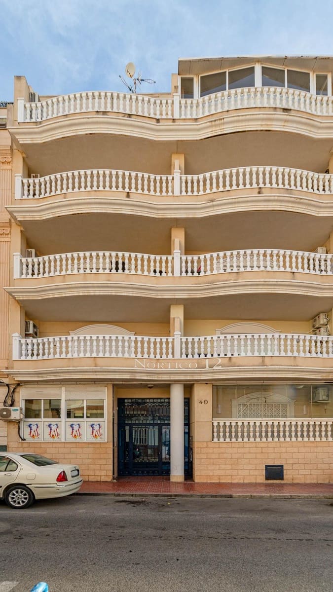 2 quarto Apartamento para venda em Torrevieja - 136 050 € (Ref: 9450298)