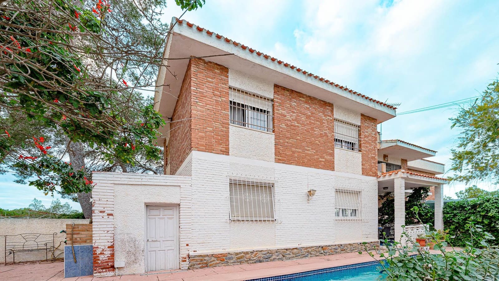 3 bedroom Bungalow for sale in Pinar de Campoverde with pool - € 174,999 (Ref: 9452244)