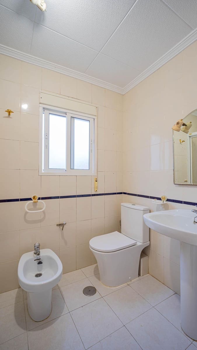 2 sovrum Radhus till salu i Torrevieja - 224 999 € (Ref: 9468556)