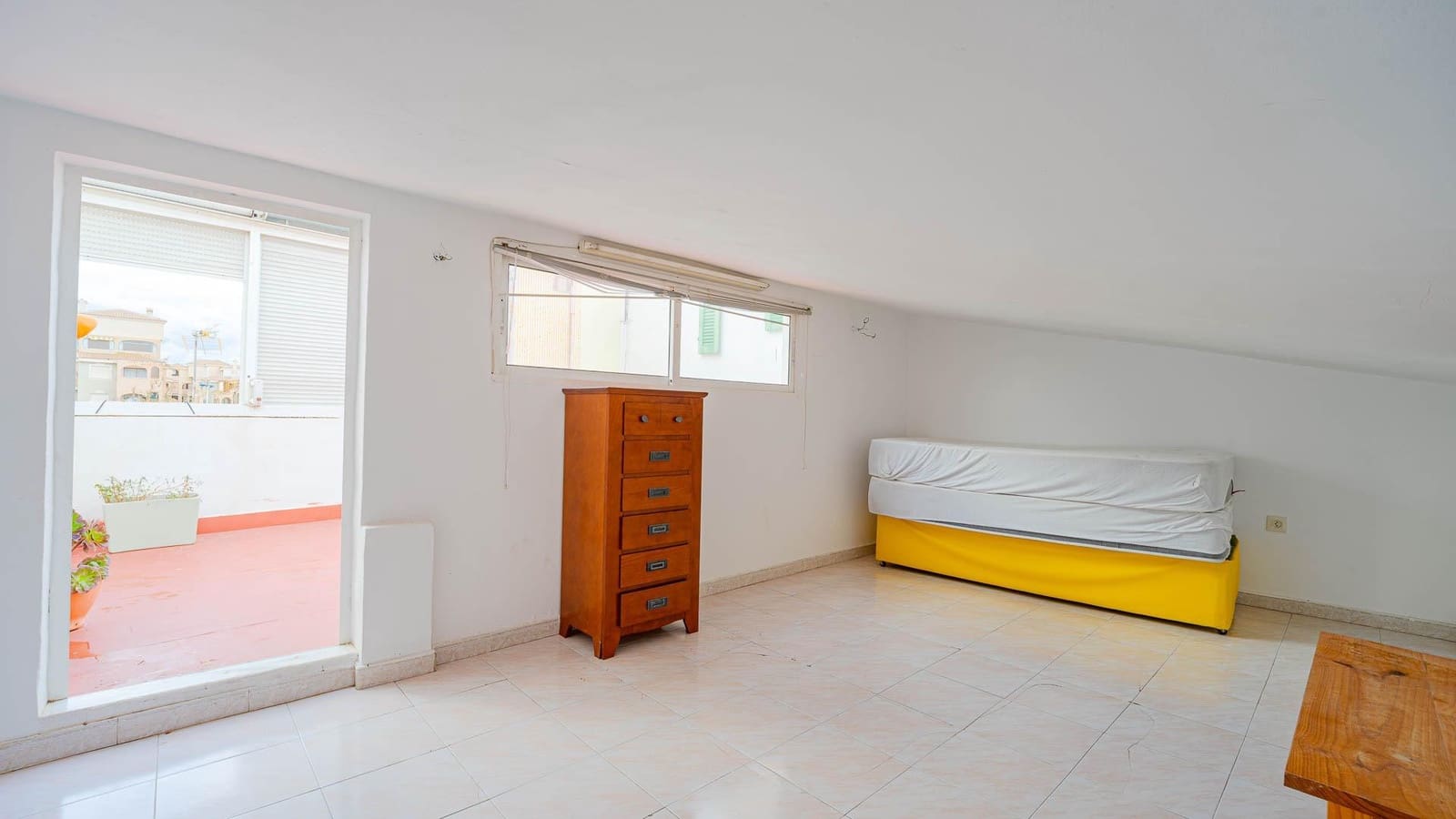 Adosado de 2 habitaciones en Torrevieja en venta - 224.999 € (Ref: 9468556)