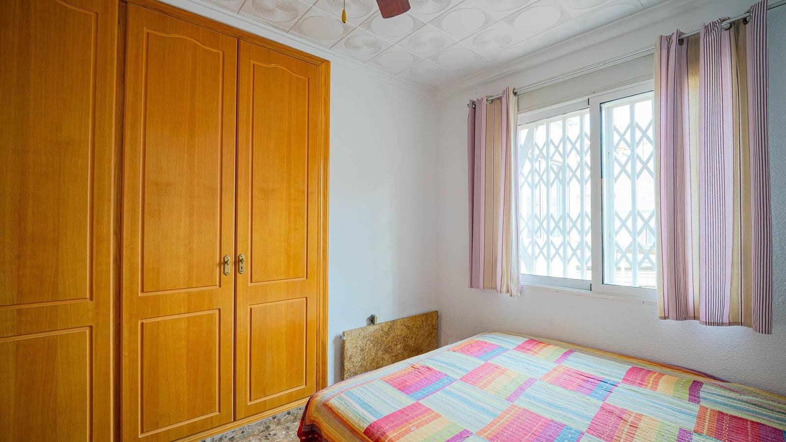 Adosado de 2 habitaciones en Torrevieja en venta - 224.999 € (Ref: 9468556)