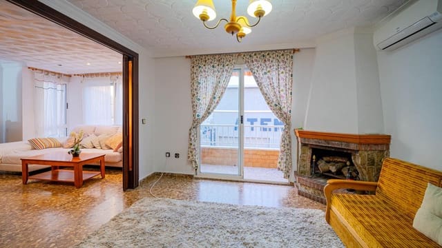 Adosado de 2 habitaciones en El Molino, Torrevieja en venta - 224.999 € (Ref: 9468556)