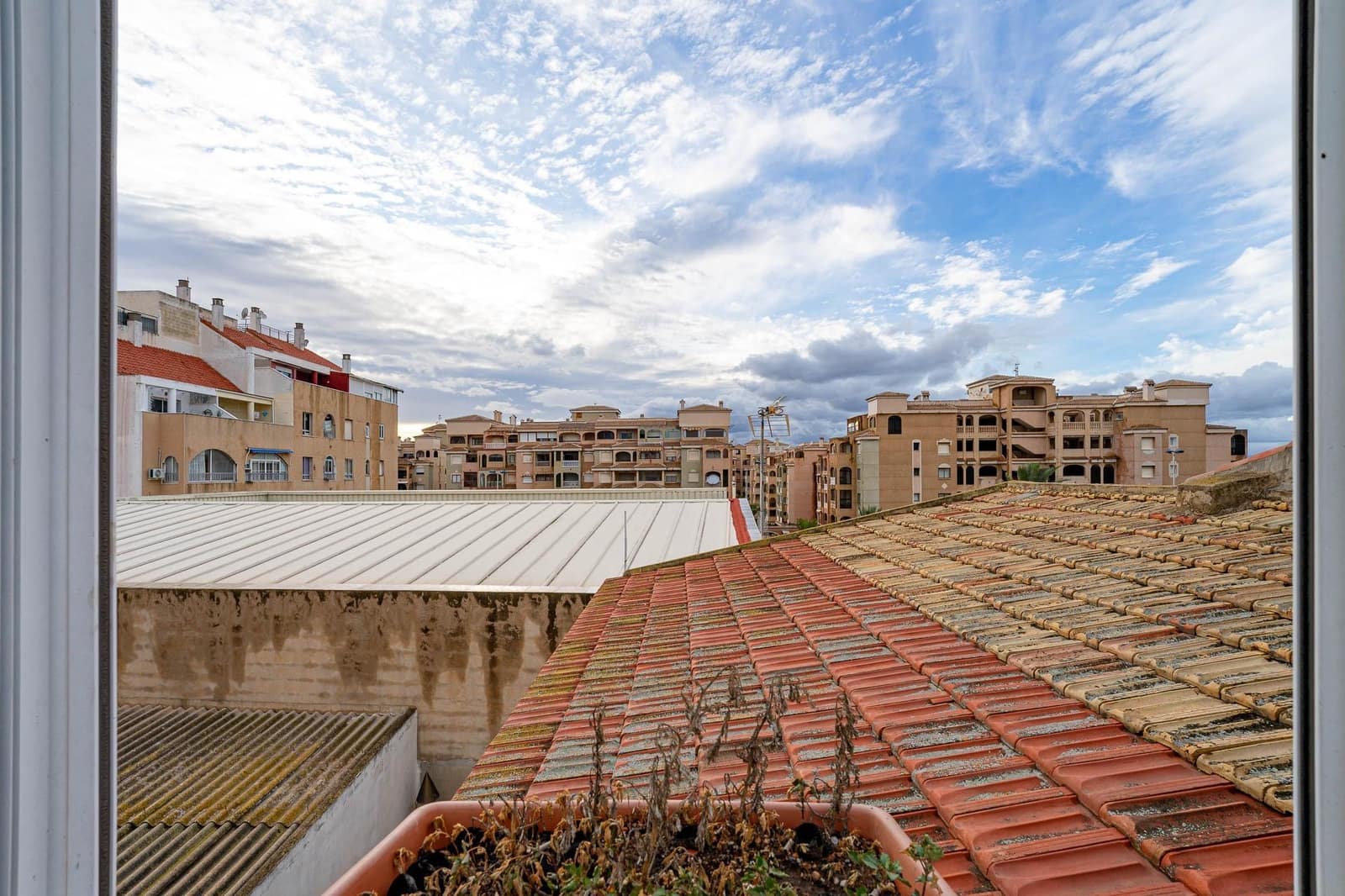 Adosado de 2 habitaciones en Torrevieja en venta - 224.999 € (Ref: 9468556)