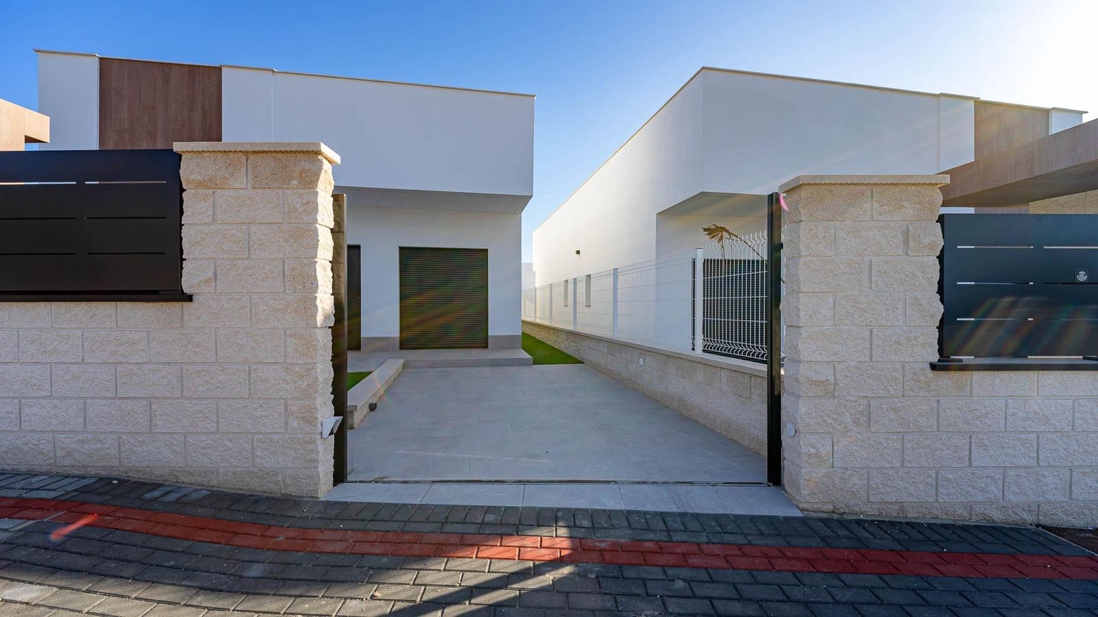3 bedroom Villa for sale in Algorfa with pool - € 480,000 (Ref: 9470522)