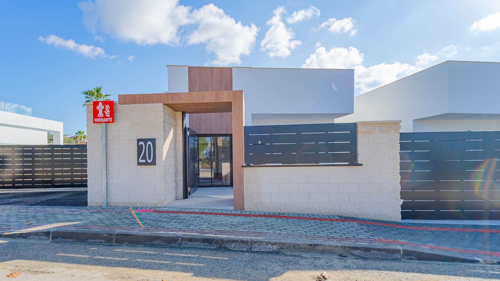 3 bedroom Villa for sale in Algorfa with pool - € 480,000 (Ref: 9470522)