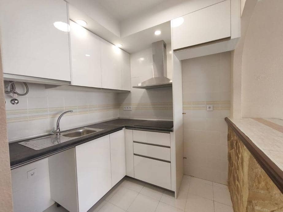 3 Zimmer Apartment zu verkaufen in Los Balcones mit Pool - 149.000 € (Ref: 9470523)