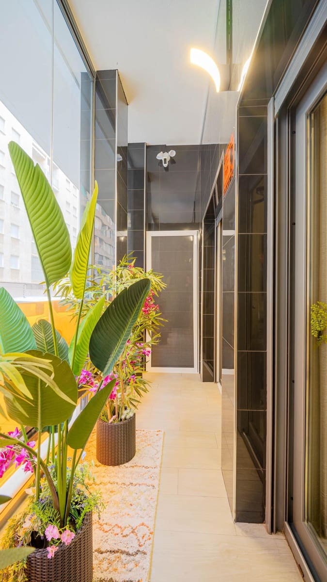 1 sypialnia Apartament na sprzedaż w Torrevieja z basenem - 199 000 € (Ref: 9470527)