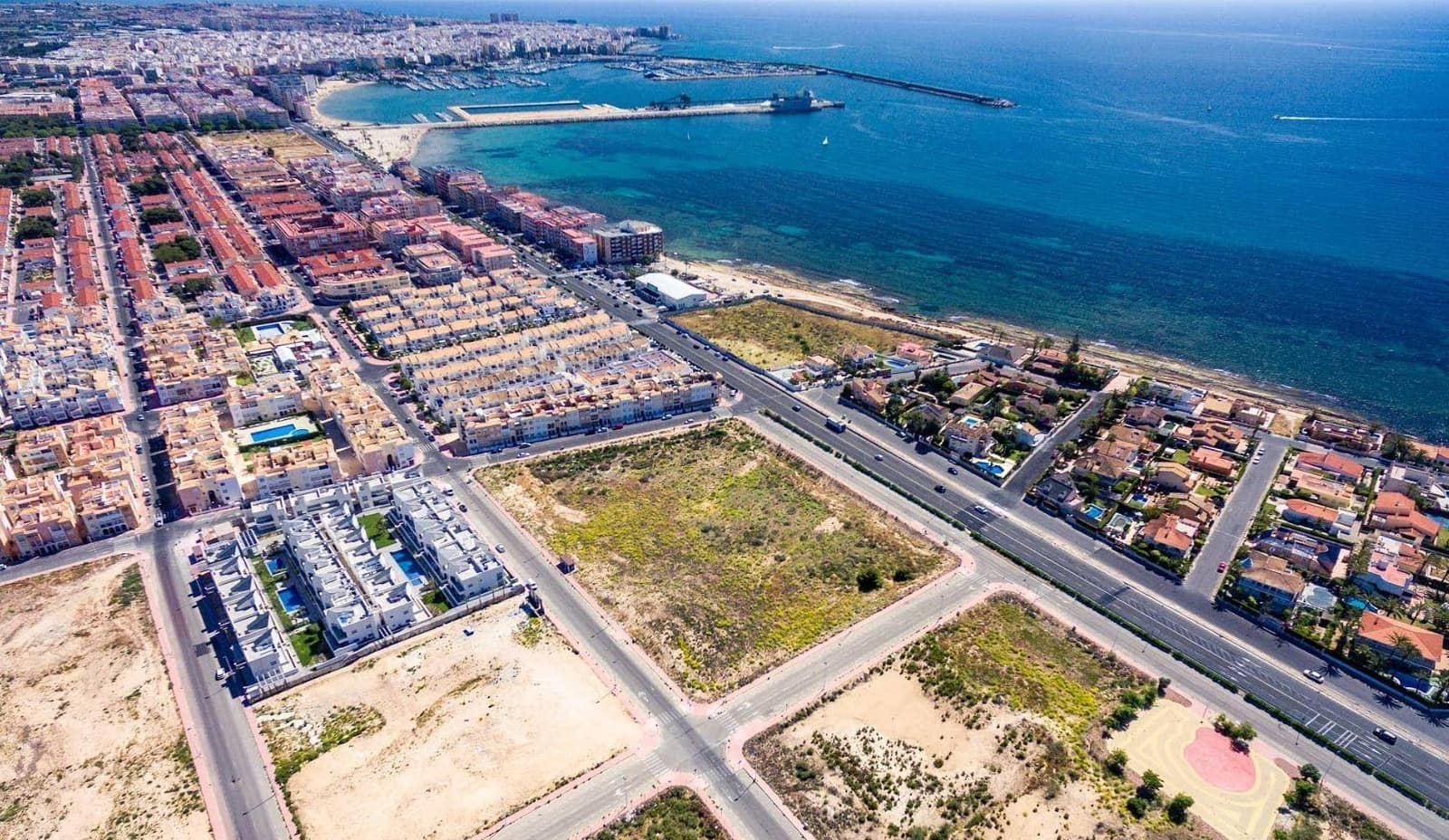 2 bedroom Apartment for sale in La Veleta - € 138,999 (Ref: 9497516)