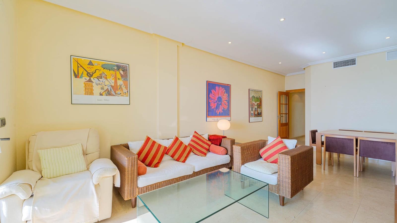 Apartamento de 3 habitaciones en Torrevieja en venta con garaje - 394.999 € (Ref: 9519060)