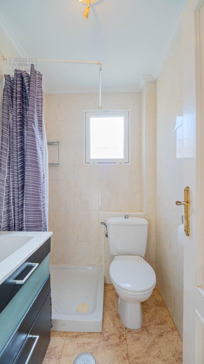 6 camera da letto Villa in vendita in La Florida con piscina garage - 297.999 € (Rif: 9520858)