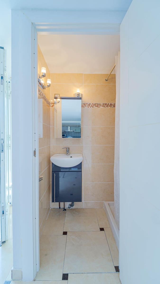 6 camera da letto Villa in vendita in La Florida con piscina garage - 297.999 € (Rif: 9520858)