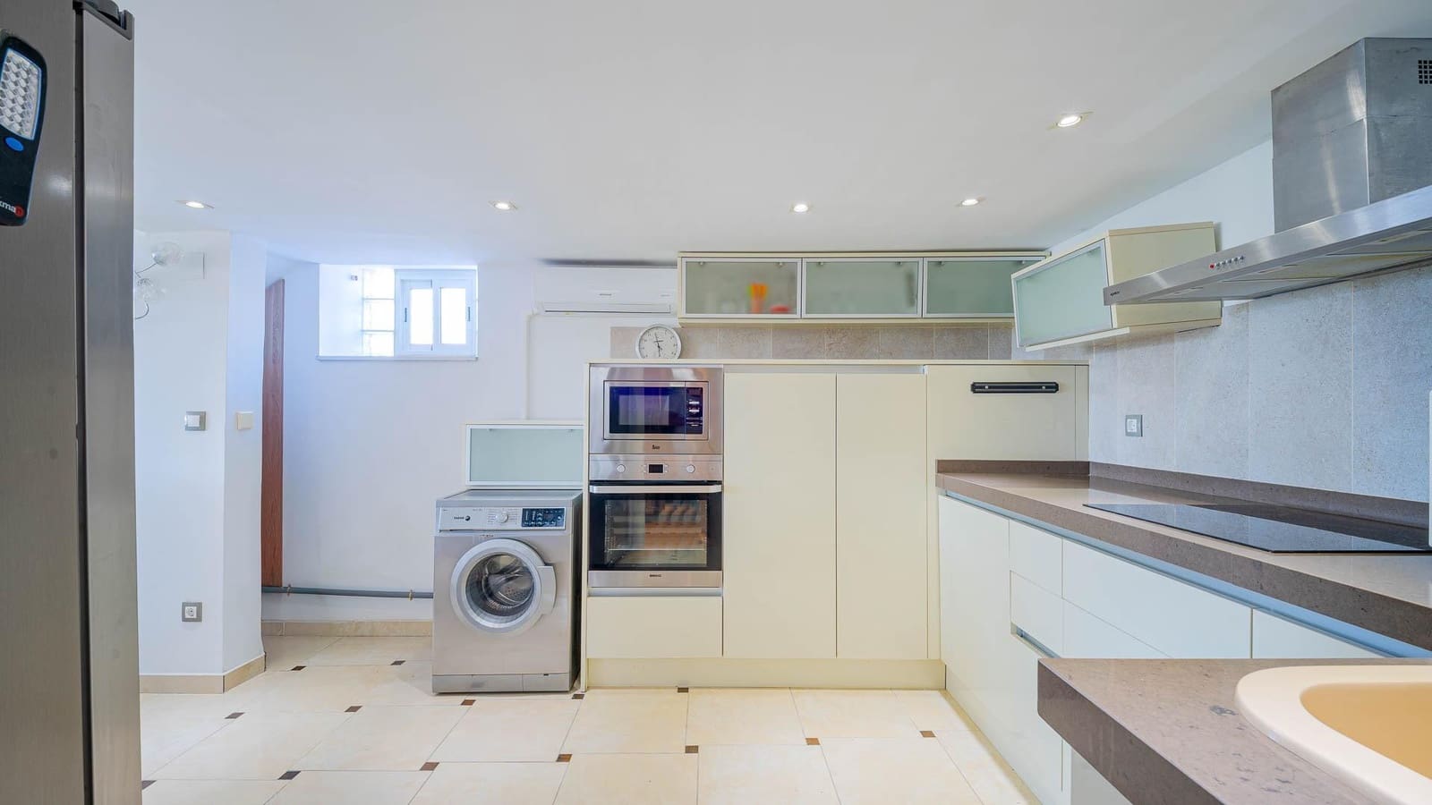 6 camera da letto Villa in vendita in La Florida con piscina garage - 297.999 € (Rif: 9520858)