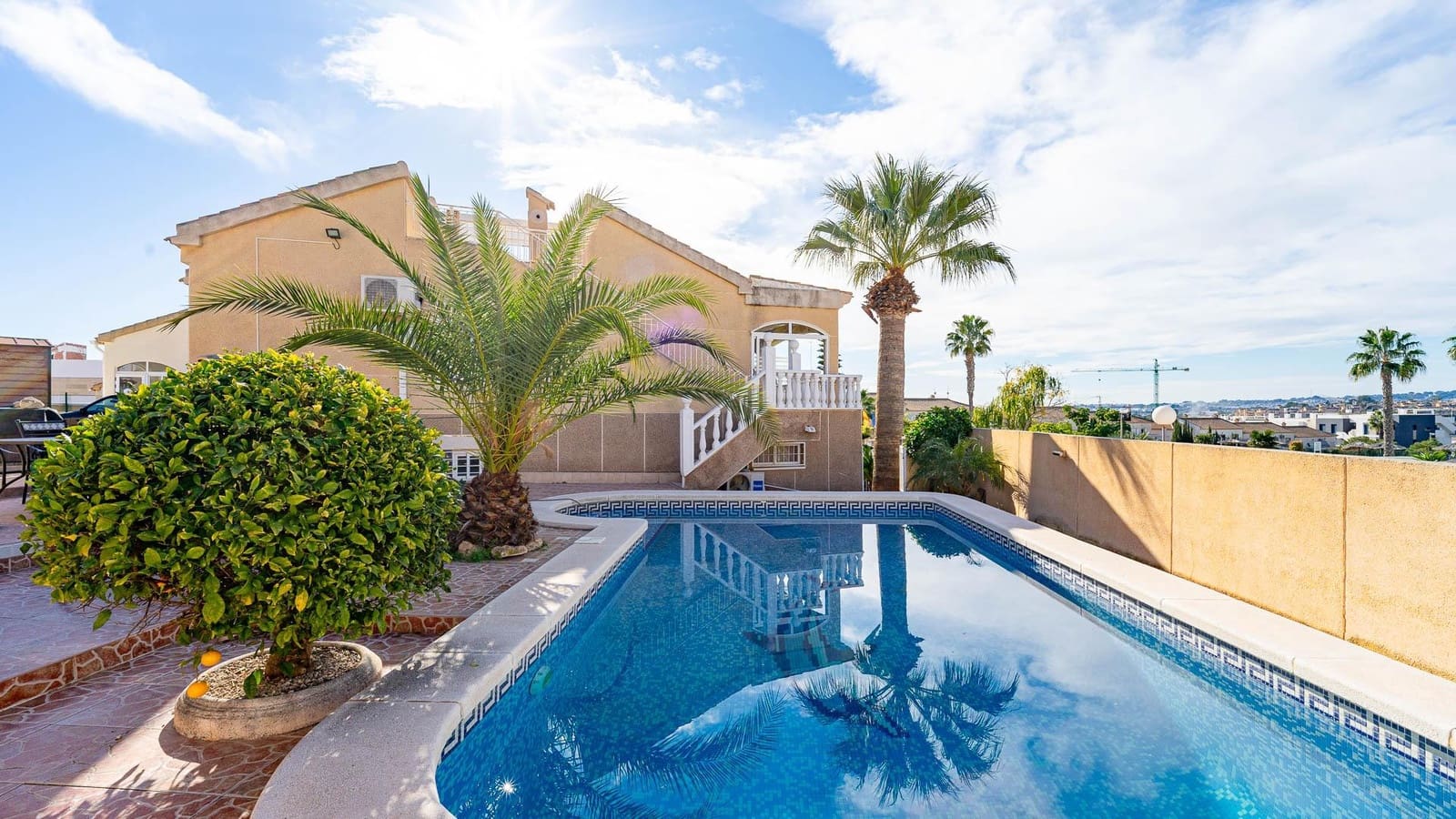 6 camera da letto Villa in vendita in La Florida con piscina garage - 297.999 € (Rif: 9520858)