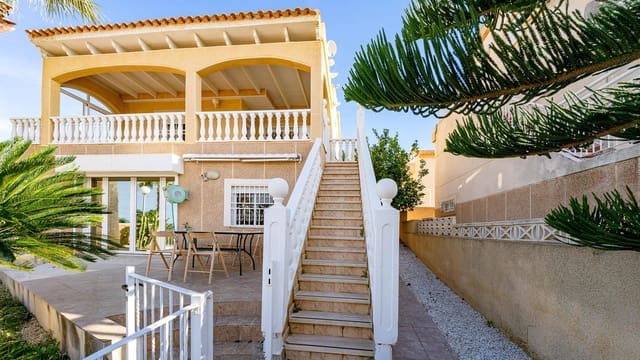6 bedroom Villa for sale in La Florida, Orihuela with pool garage - € 297,999 (Ref: 9520858)