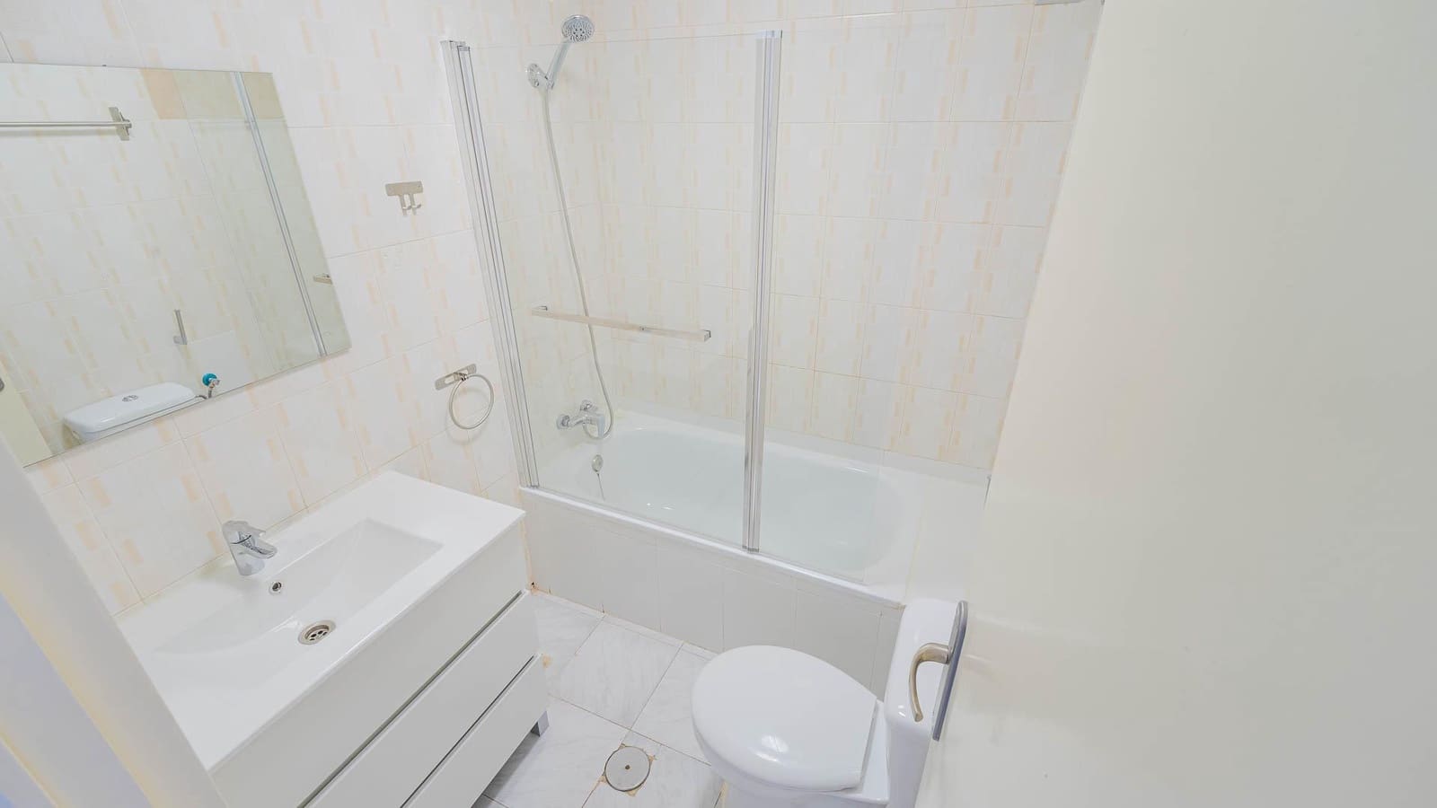 Studio til salgs i Torrevieja - € 89 999 (Ref: 9527810)