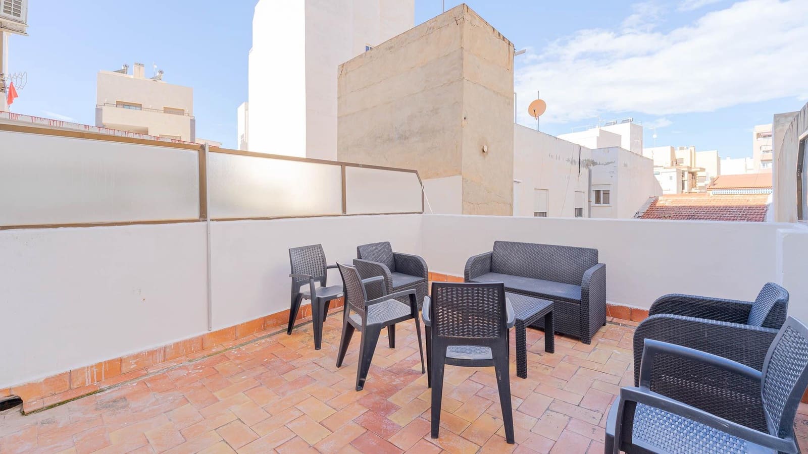 Studio til salgs i Torrevieja - € 89 999 (Ref: 9527810)