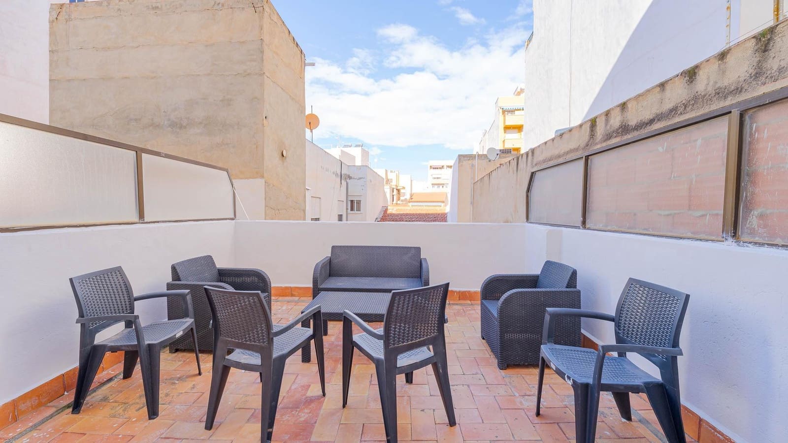 Studio til salgs i Torrevieja - € 89 999 (Ref: 9527810)