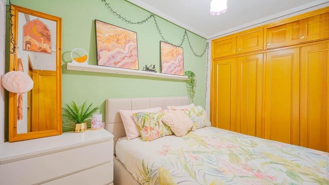 2 makuuhuone Huoneisto myytävänä paikassa Parque de las Naciones, Torrevieja mukana uima-altaan - 99 999 € (Ref: 9532344)