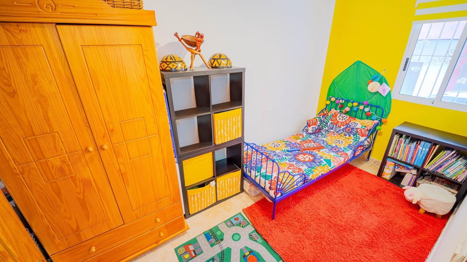 2 makuuhuone Huoneisto myytävänä paikassa Torrevieja mukana uima-altaan - 99 999 € (Ref: 9532344)