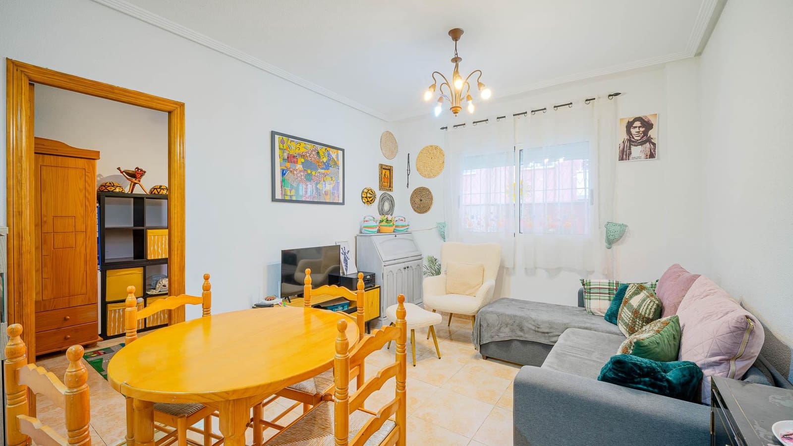 2 Zimmer Apartment zu verkaufen in Torrevieja mit Pool - 99.999 € (Ref: 9532344)