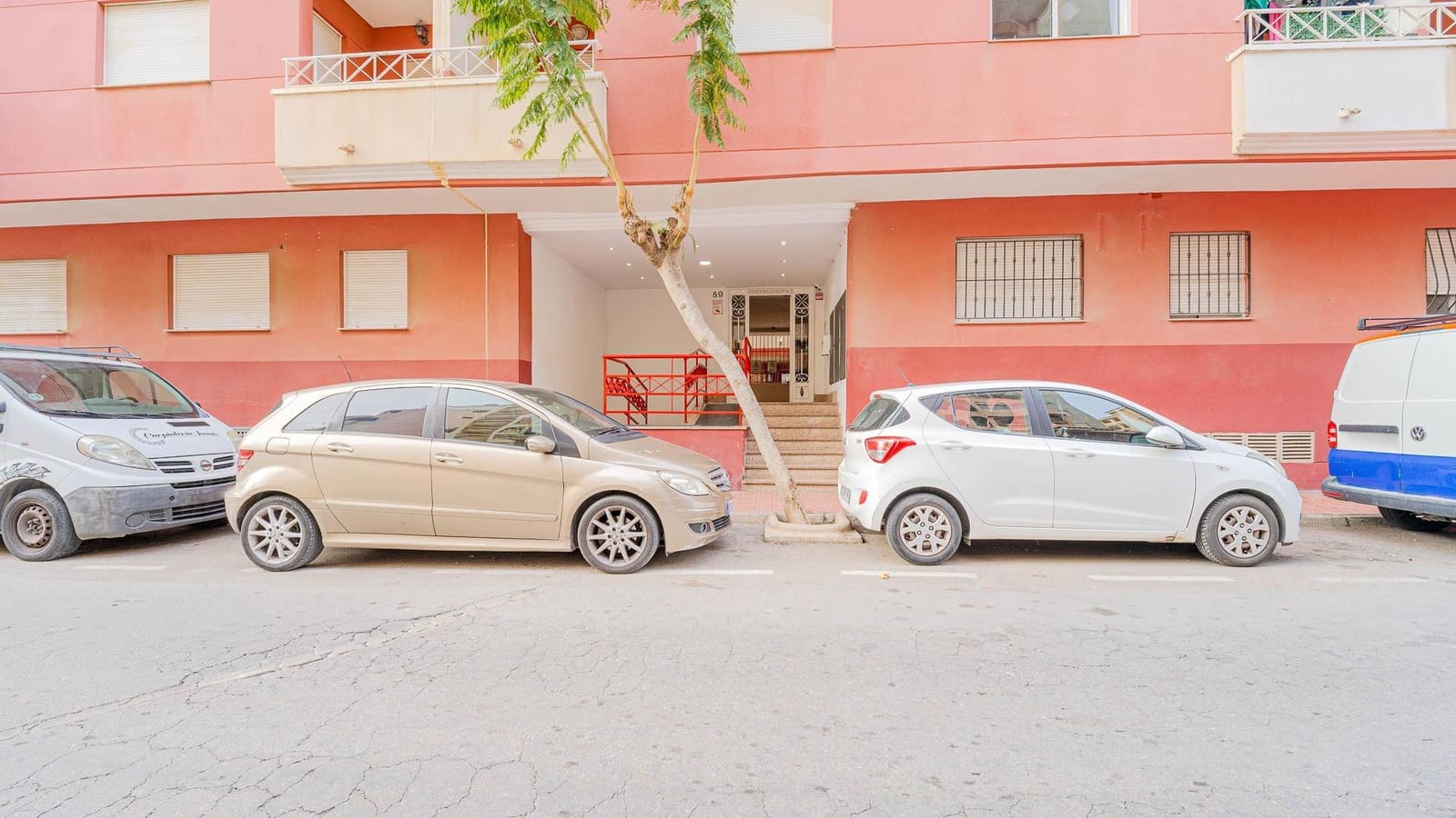 2 Zimmer Apartment zu verkaufen in Torrevieja mit Pool - 99.999 € (Ref: 9532344)