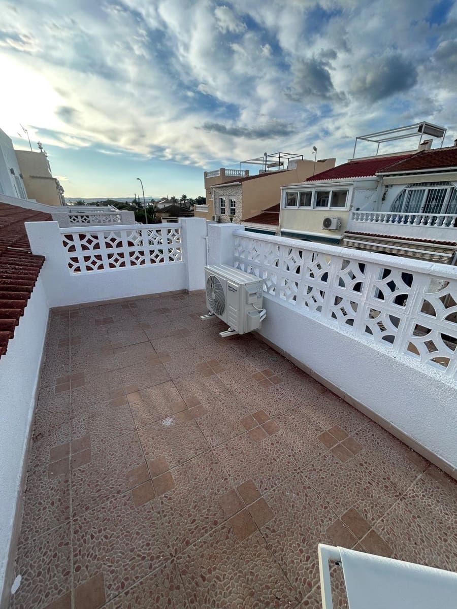 2 soveværelse Rækkehus til salg i Torrevieja - € 149.000 (Ref: 9532345)