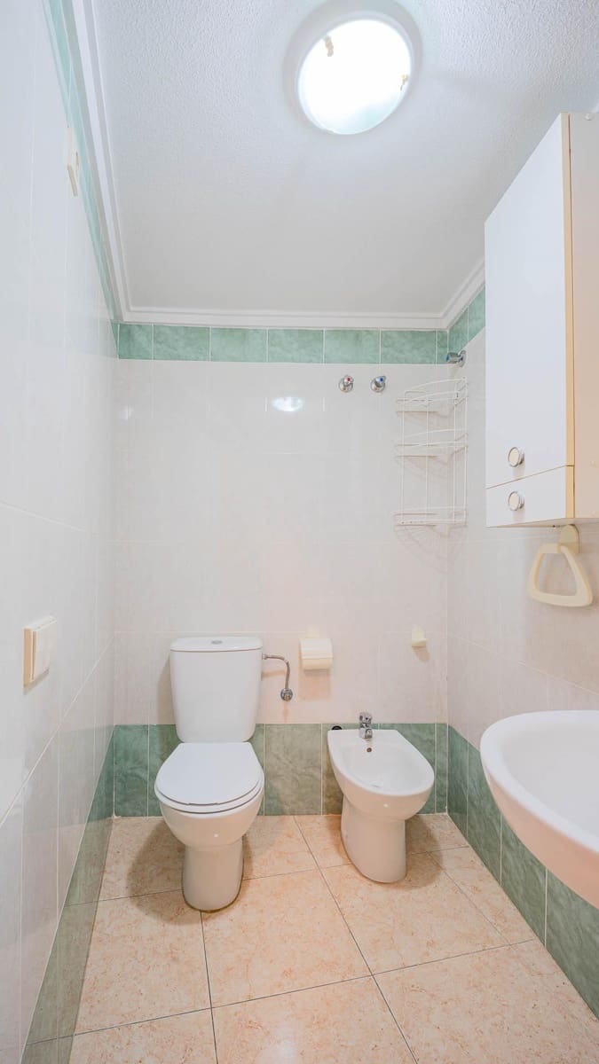 3 chambre Appartement à vendre à Torrevieja avec piscine - 159 999 € (Ref: 9541244)